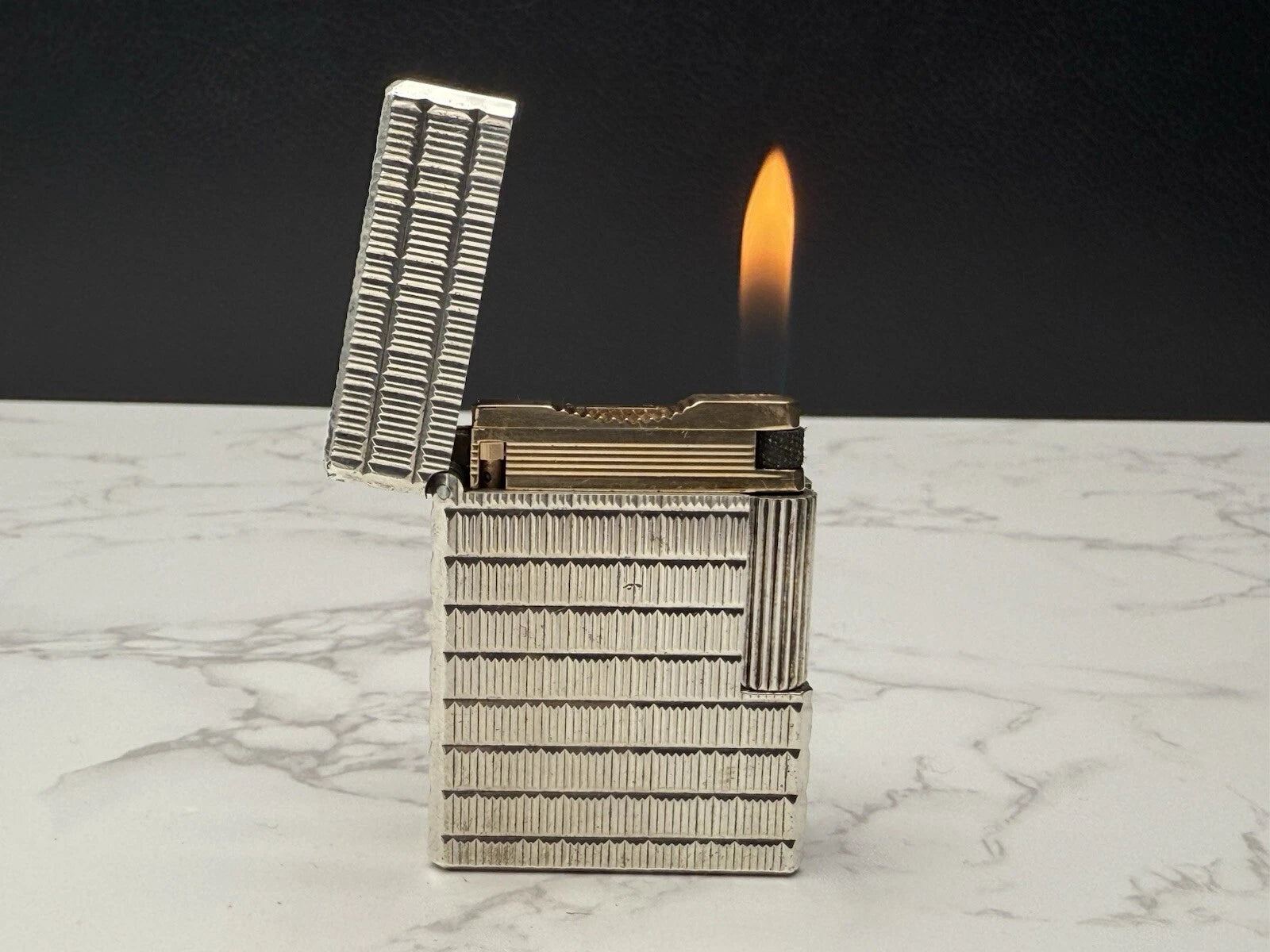 S.T. DUPONT Feuerzeug Line 1 BR Gas - L1 BR - Kleines Modell - Versilbert - AL13-1786