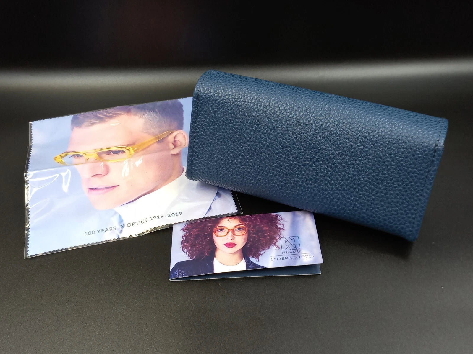 Schöne KIRK & KIRK „Jenny“ rote Sonnenbrille – Mit Etui – Neuwertig aus altem Lagerbestand – OVP