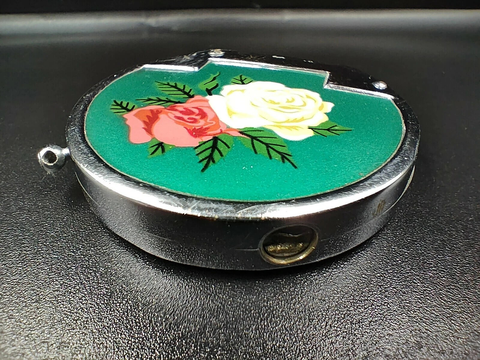 Nice PENGUIN „Smile“ – Benzinfeuerzeug – Hergestellt in Japan – 099CO AH04