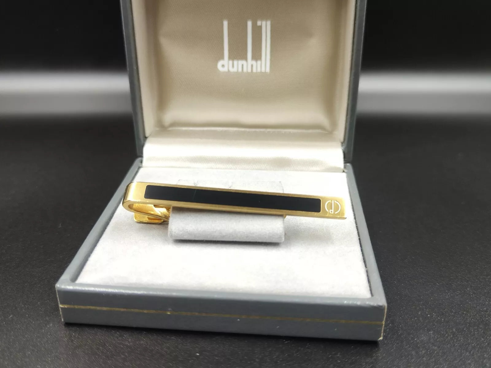 Nice DUNHILL Tie Clip - Gold Plated & Black Lacquer - With Box - 01216CO AC02