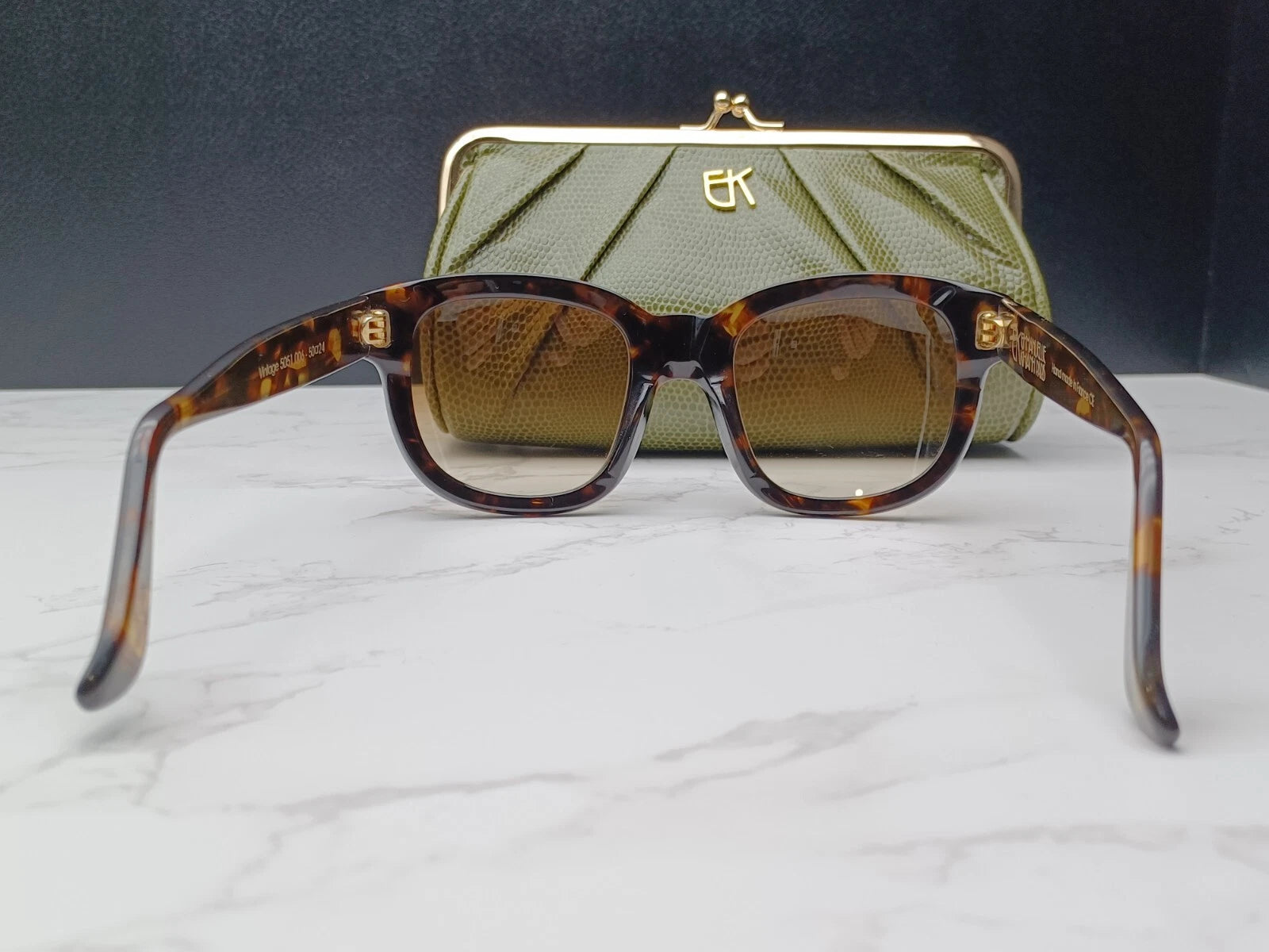 EMMANUELLE KHANH " VINTAGE " EK5051 - Braune Schuppen Sonnenbrille -Neu - Altbestand