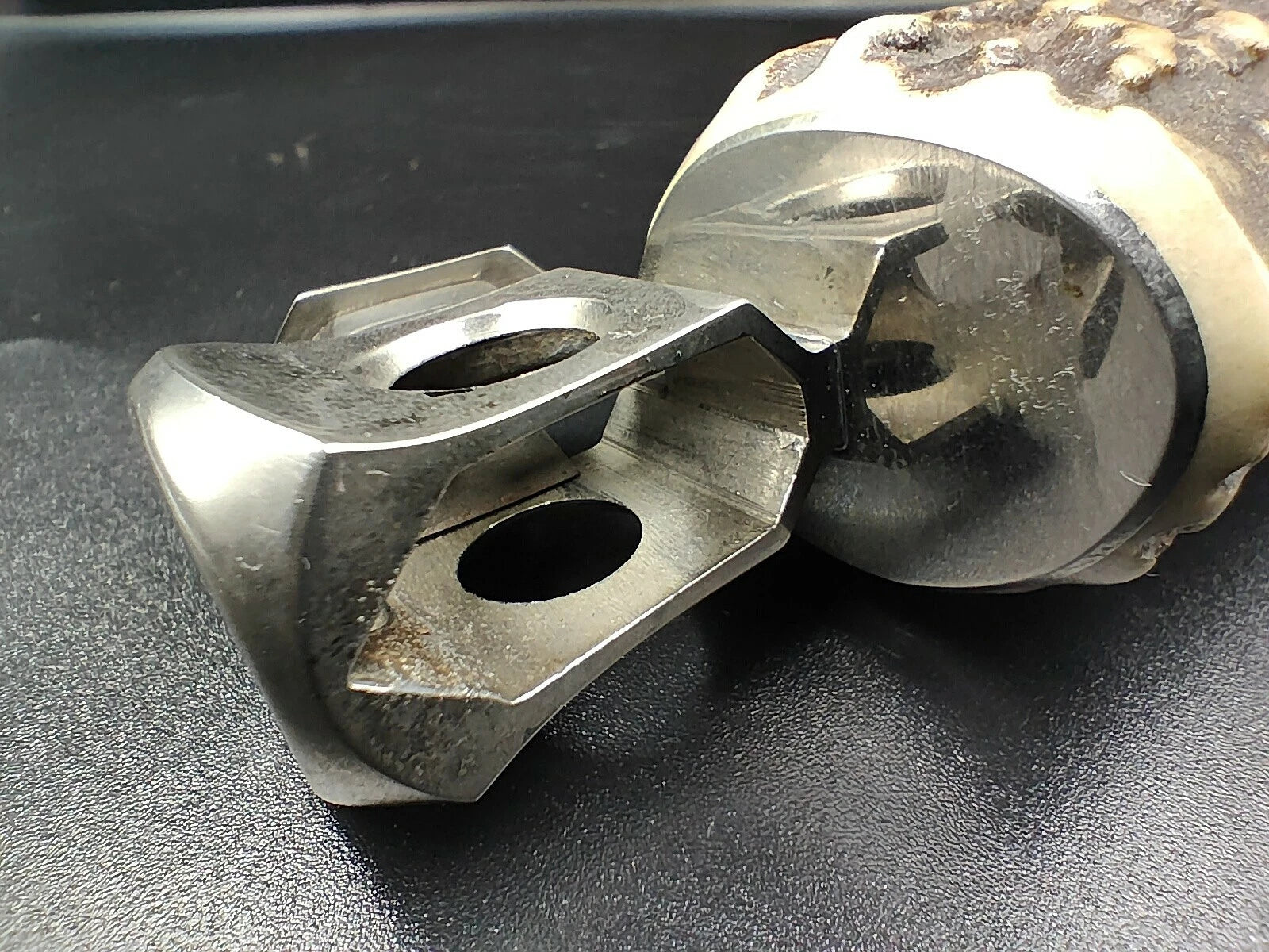 Schöner SOLINGEN " Donatus " - Tisch-Zigarrenschneider - Horn - 0796CO XL