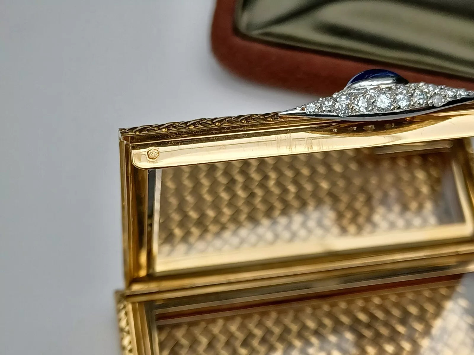 Seltene Van Cleef & Arpels Puderdose & Lippenstifthülle – 18K Gold – 0913CO BD08