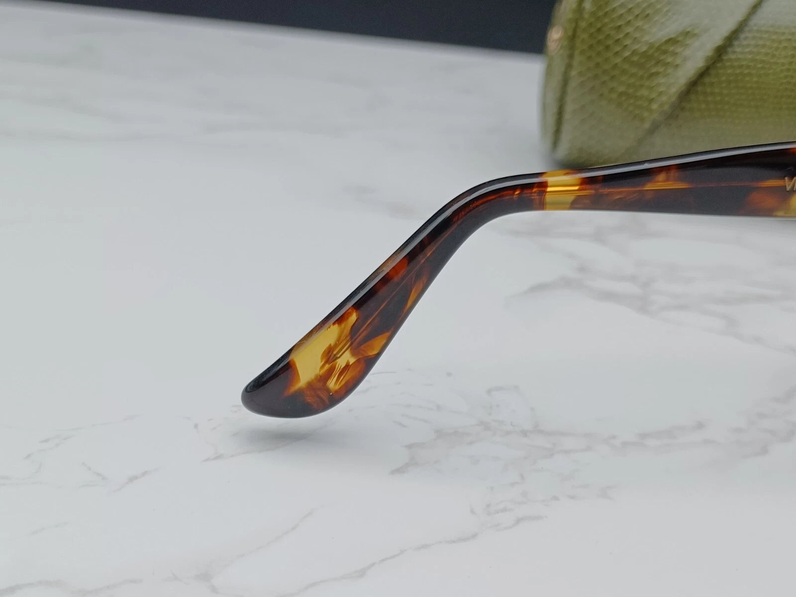 EMMANUELLE KHANH " VINTAGE " EK5051 - Braune Schuppen Sonnenbrille -Neu - Altbestand