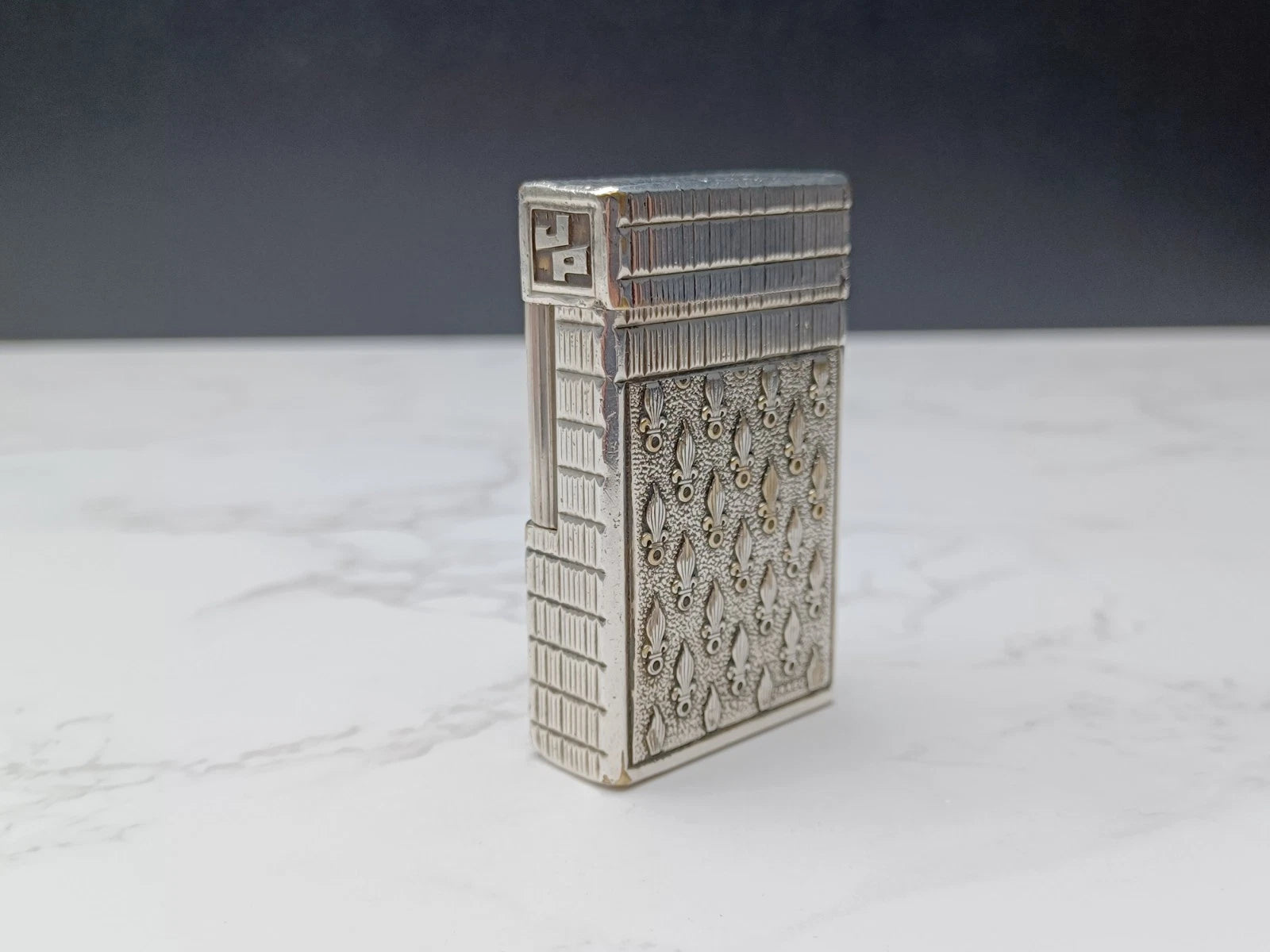 SELTENER S.T. DUPONT L1 BR DRAGO - Gasfeuerzeug - Linie 1 BR -versilbert -AG02-1794