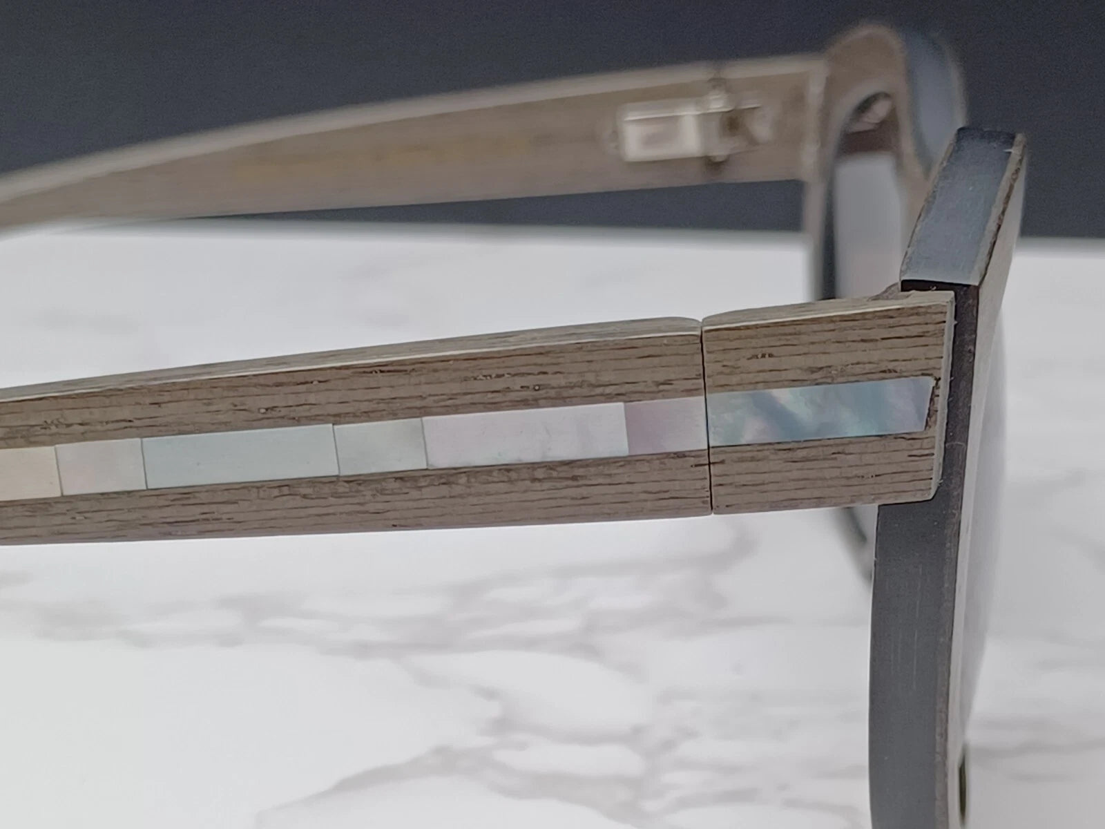 NEW OLD STOCK - NICE - GOLD & WOOD - B20.3 - 53/17 - 130 - CA-1622