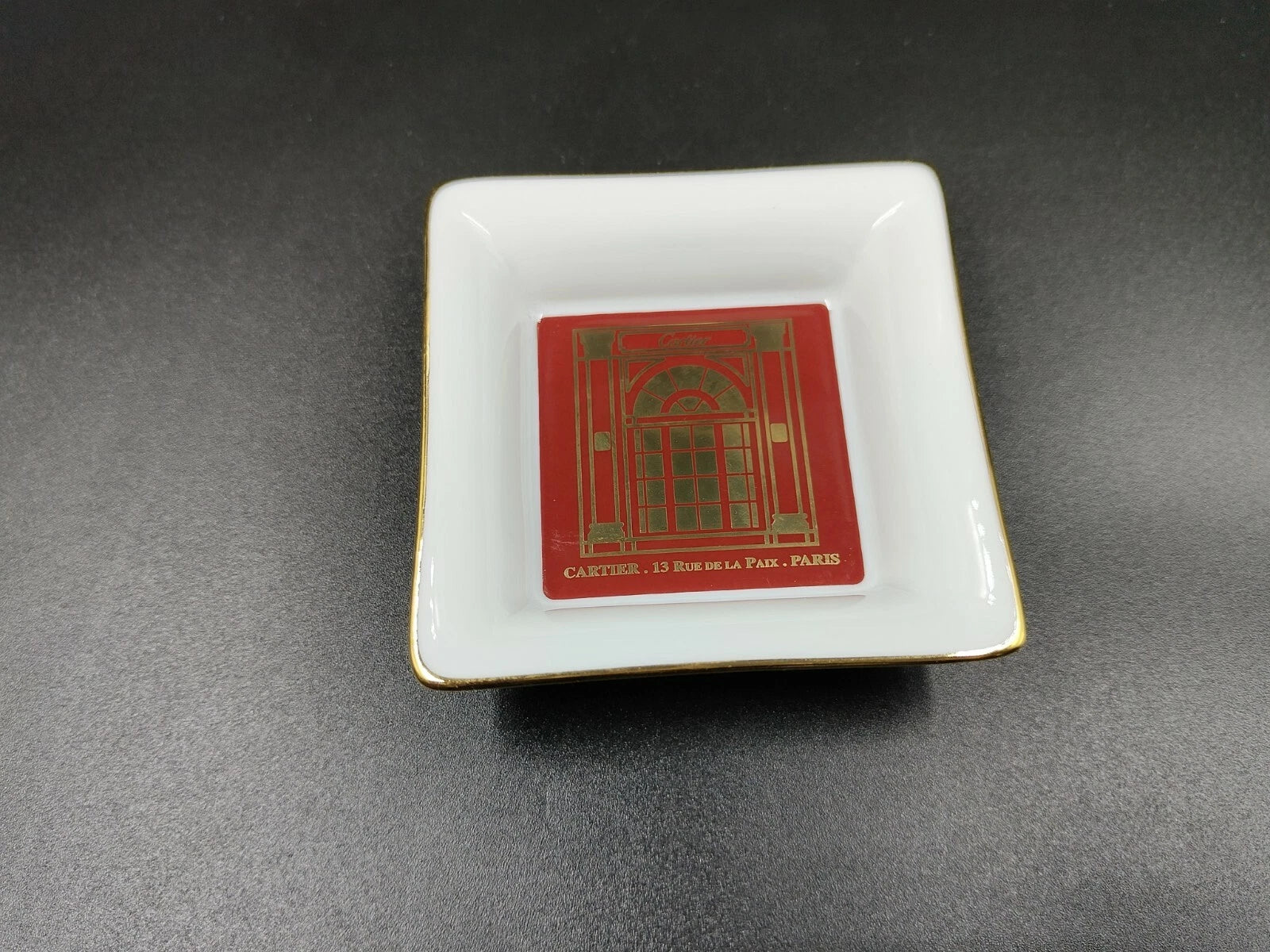 Lot de deux cendriers Cartier Porcelaine avec Boîte d'origine — Occasion