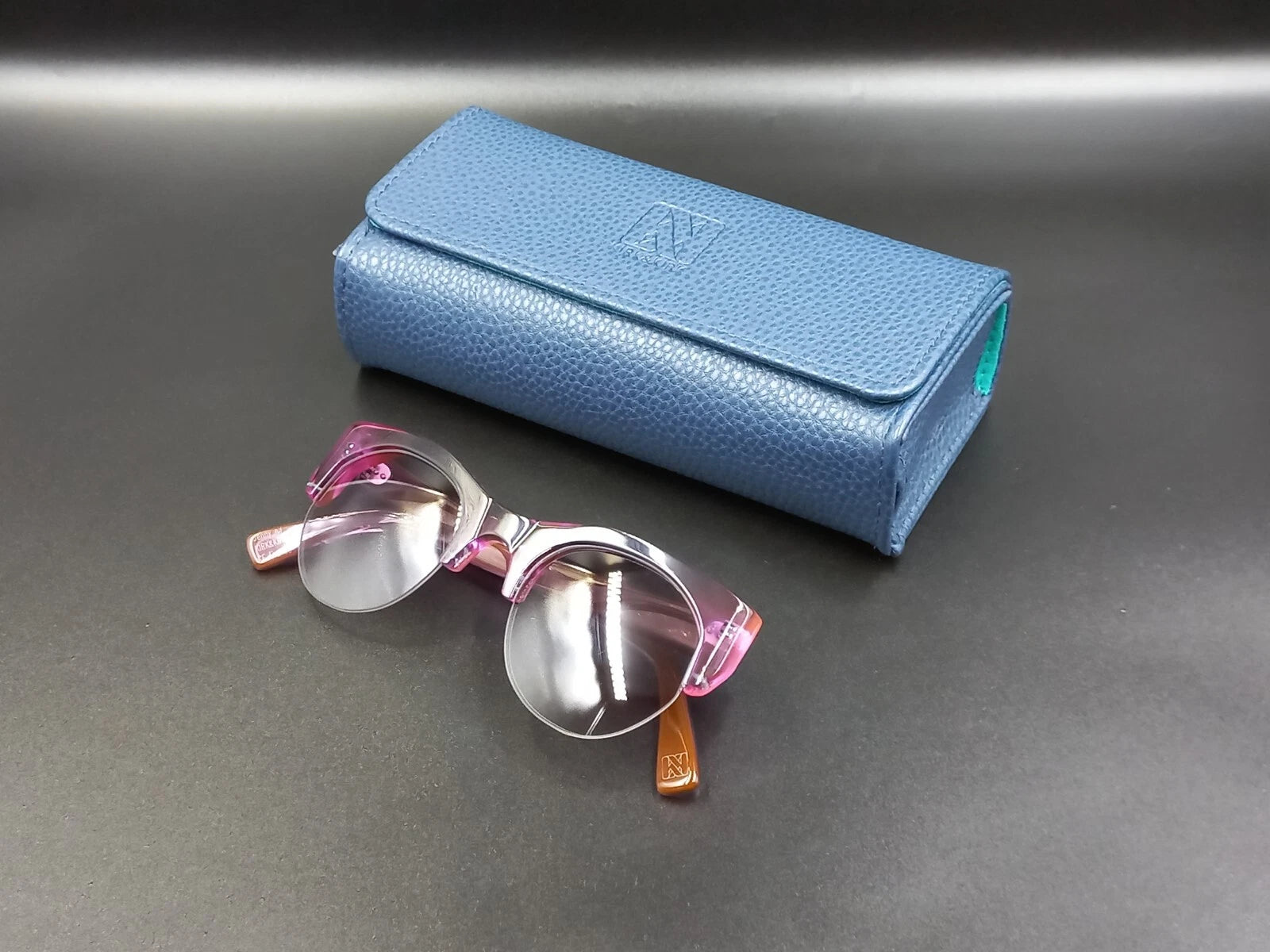 Schöne KIRK & KIRK „Jenny“ Rosa Lila Sonnenbrille – Mit Etui – New Old Stock ED