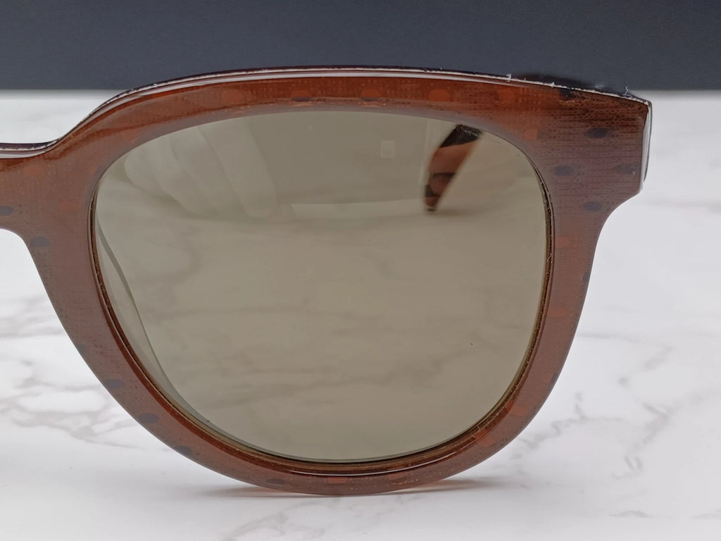 NEW OLD STOCK - DIESEL SUNGLASSES - DL 0137 - col.50G - 52/21 - 140 - CA-1621