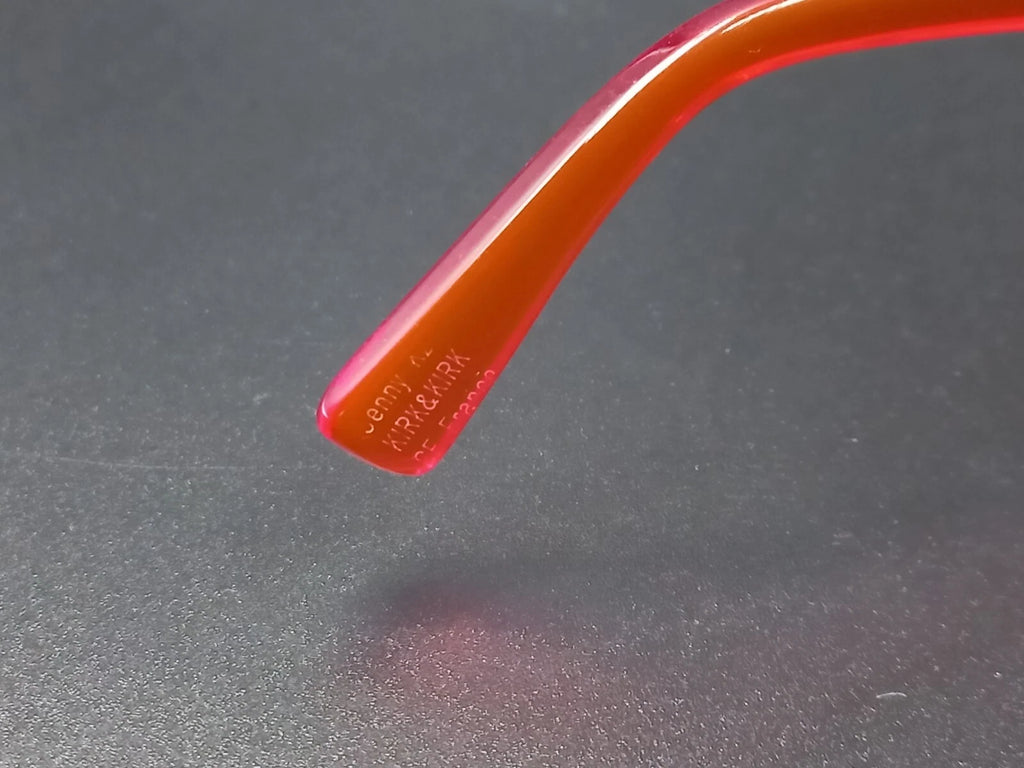 Schöne KIRK & KIRK „Jenny“ rote Sonnenbrille – Mit Etui – Neuwertig aus altem Lagerbestand – OVP