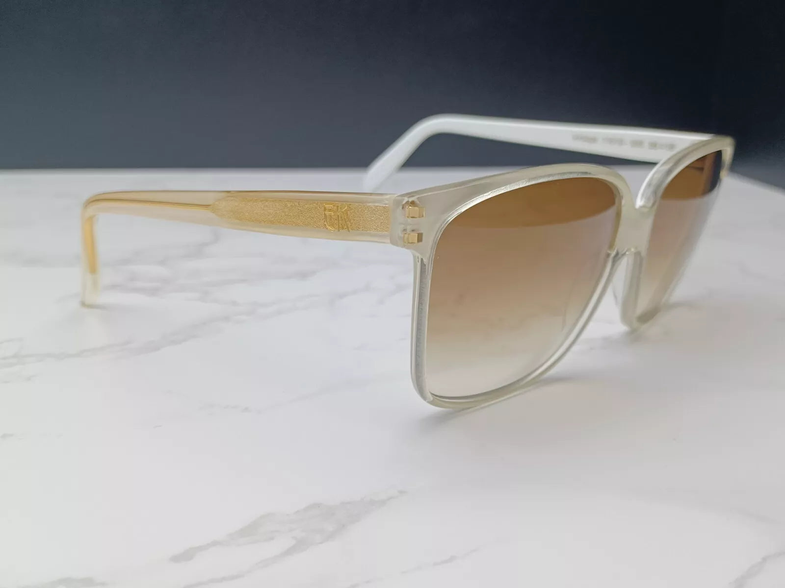 EMMANUELLE KHANH " VINTAGE " EK11610 - Ivory color - Sunglasses - New Old Stock