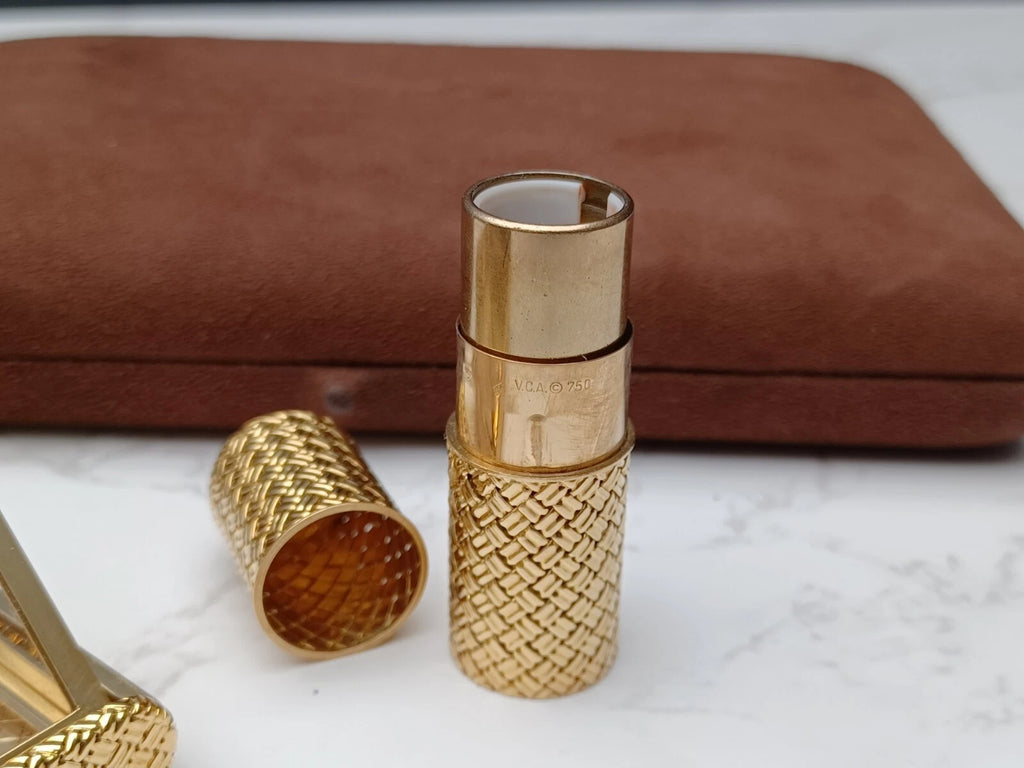 Seltene Van Cleef & Arpels Puderdose & Lippenstifthülle – 18K Gold – 0913CO BD08