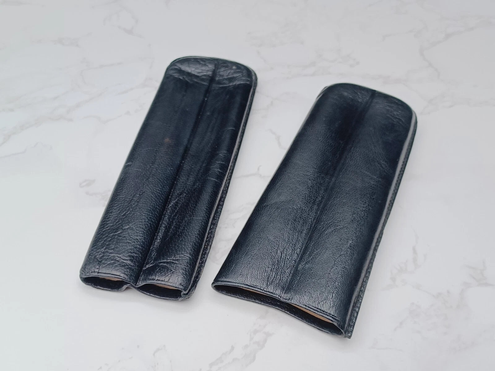 Schönes Vintage Zigarrenetui - Schwarzes Leder - AM10-1581