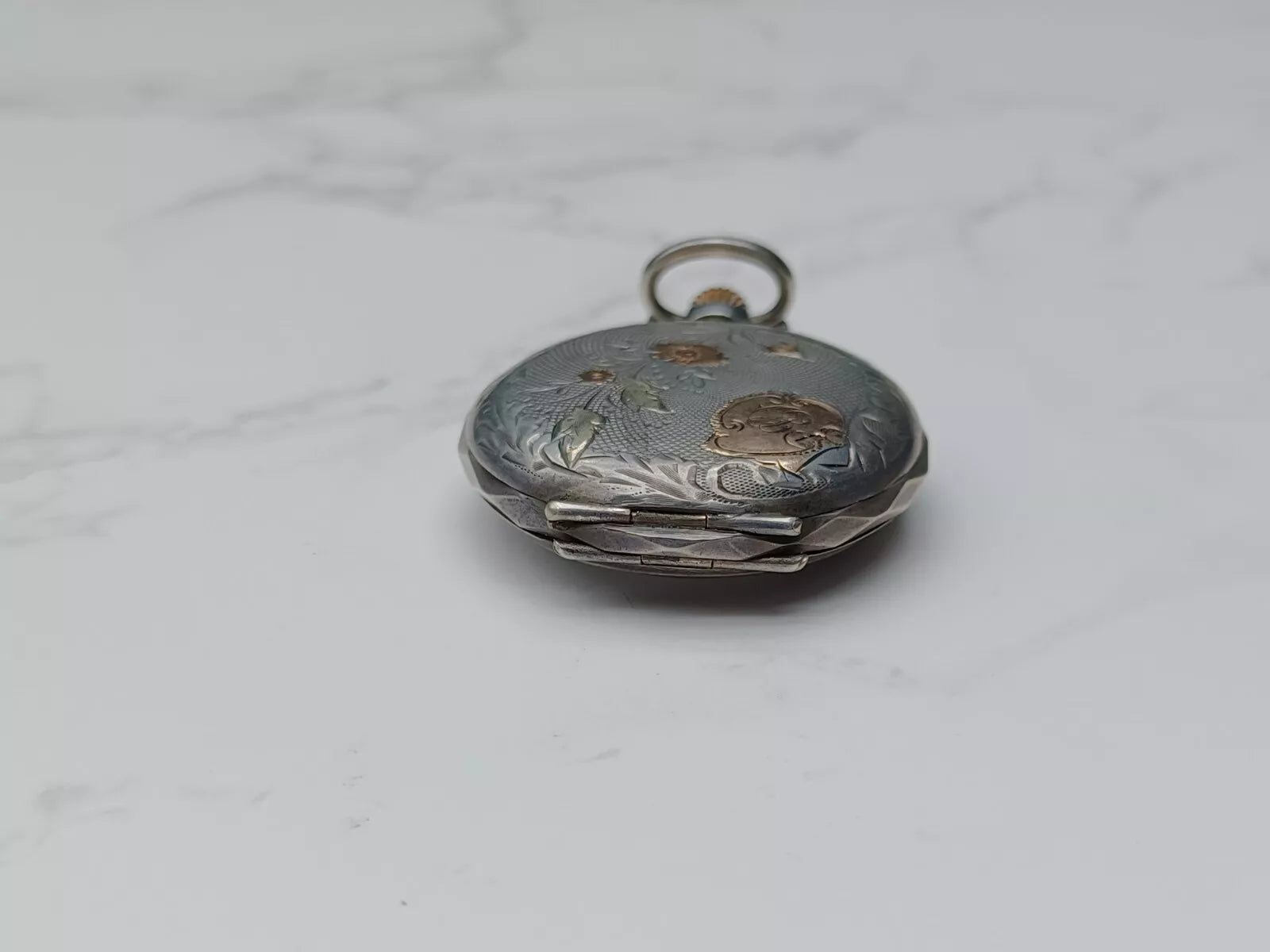 Antike vergoldete Taschenuhr aus massivem Silber