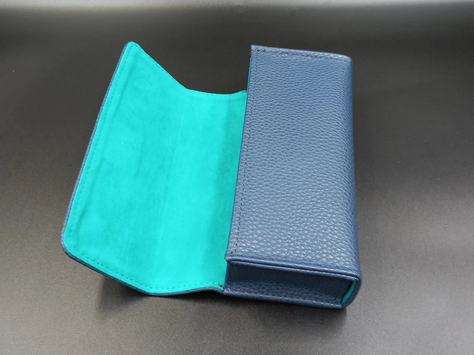 Schöne KIRK & KIRK „Jenny“ rote Sonnenbrille – Mit Etui – Neuwertig aus altem Lagerbestand – OVP