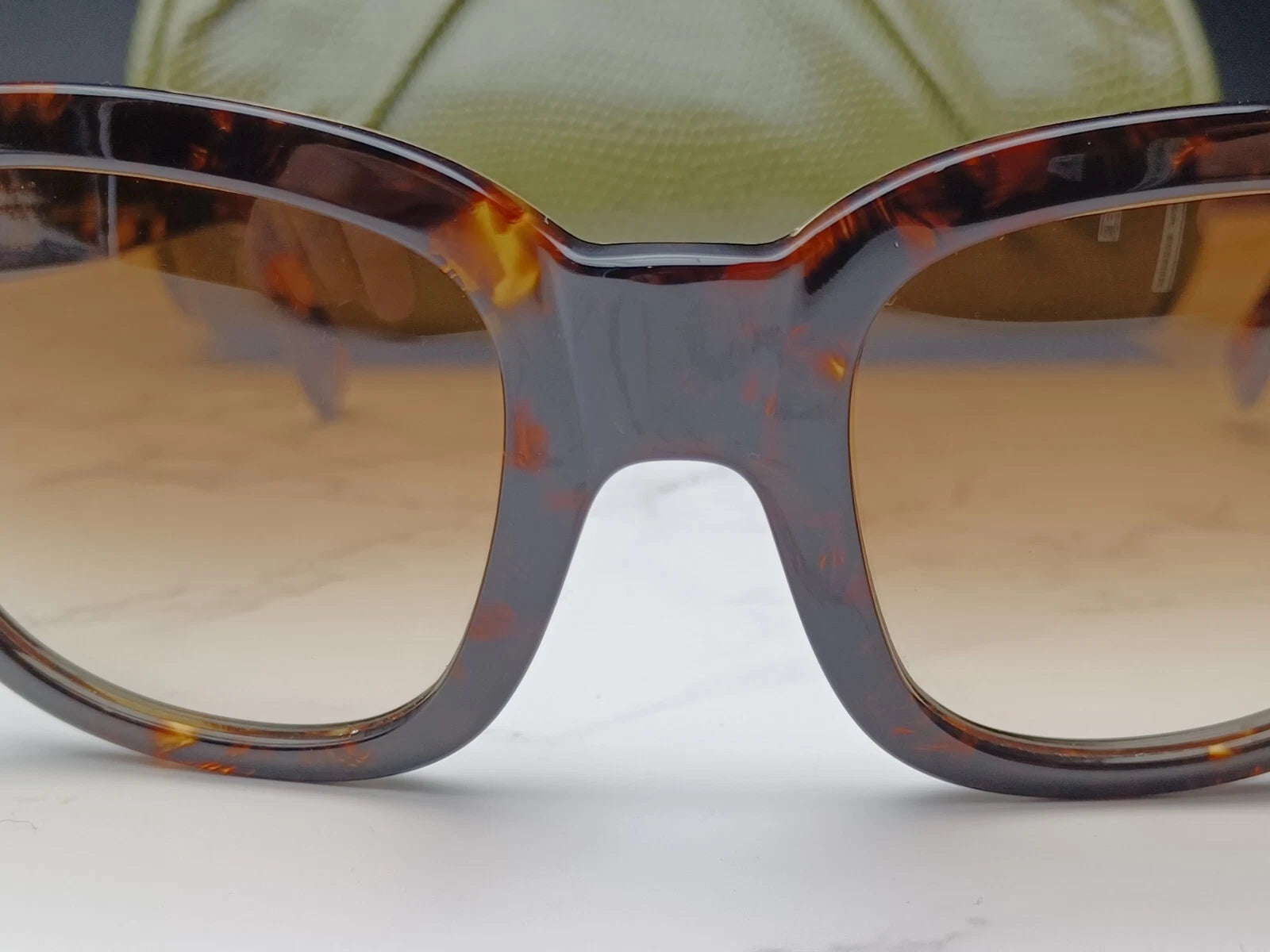 EMMANUELLE KHANH " VINTAGE " EK5051 - Braune Schuppen Sonnenbrille -Neu - Altbestand