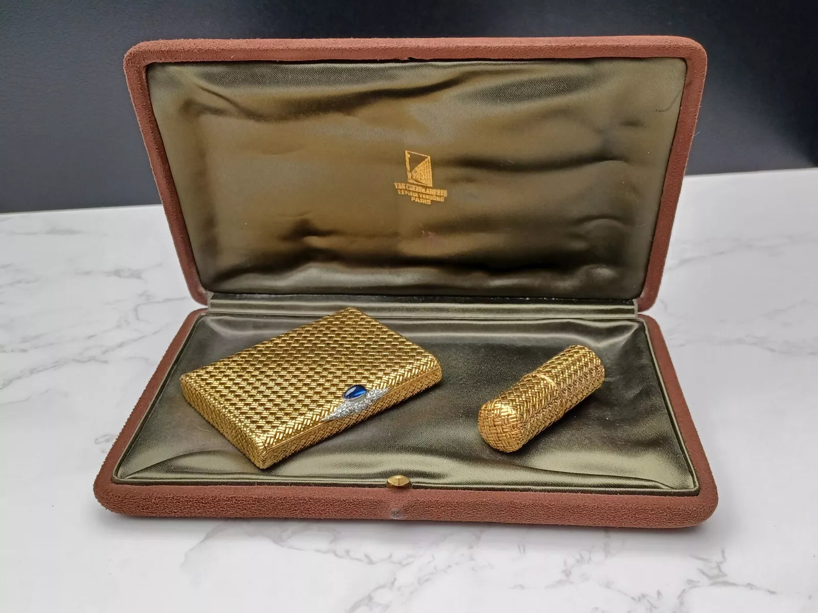 Seltene Van Cleef & Arpels Puderdose & Lippenstifthülle – 18K Gold – 0913CO BD08