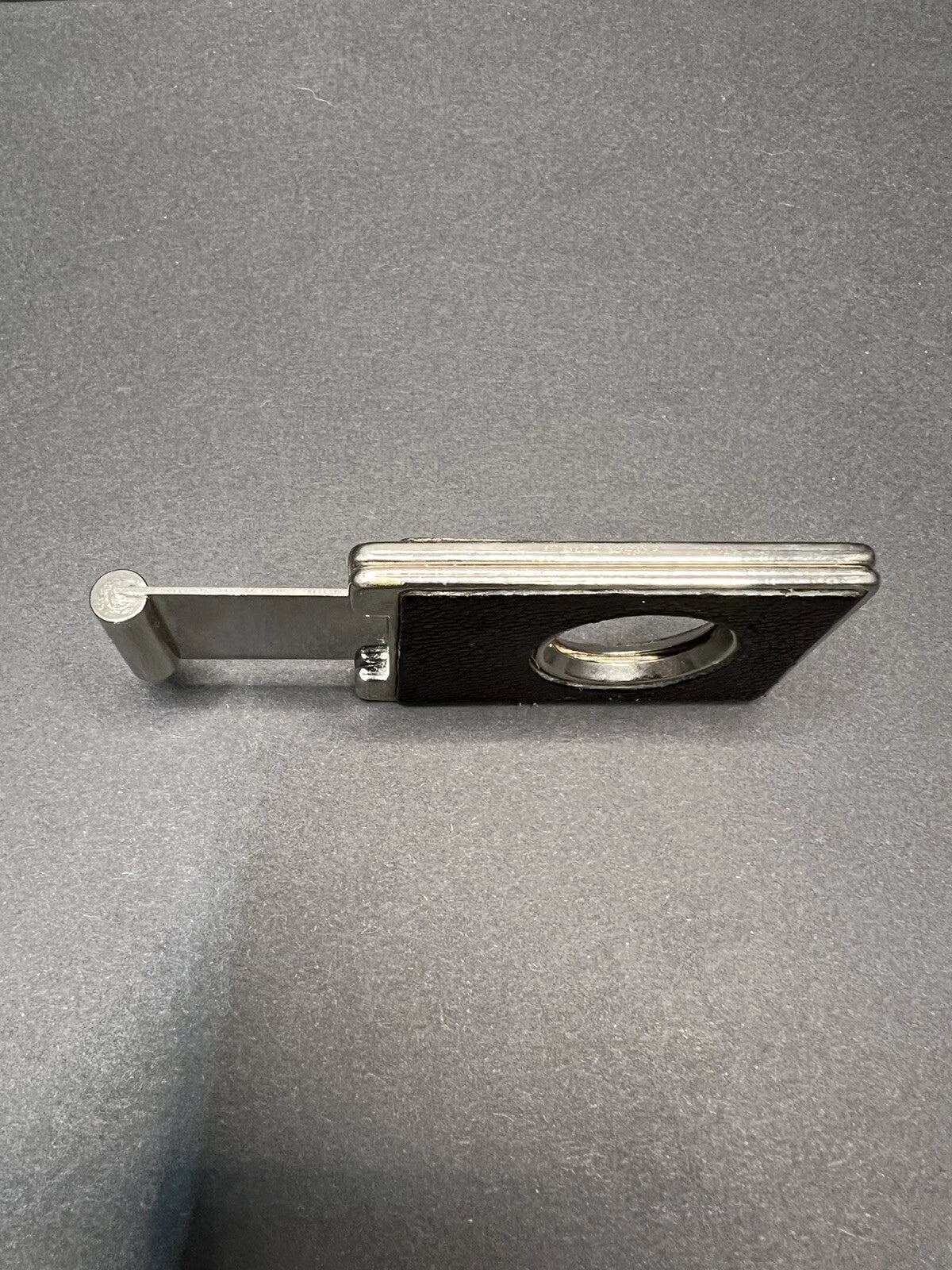 LANCEL - Zigarrenschneider mit Lederetui - 1117CO - BA01