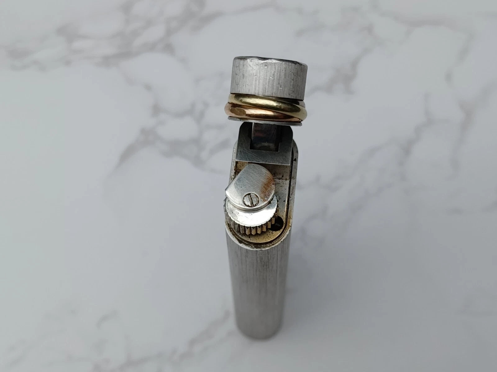 Cartier Trinity Feuerzeug versilbert – Gebraucht