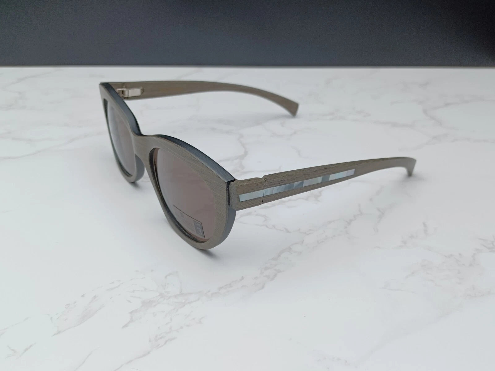 NEW OLD STOCK - NICE - GOLD & WOOD - B20.3 - 53/17 - 130 - CA-1622